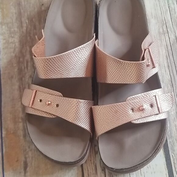ROSE GOLD VEGAN LEATHER SANDALS SZ 7.5 - Picture 6 of 7